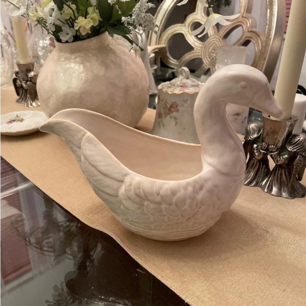Pottery Barn six geese a laying Gravy Bowl Collection rare & Retired